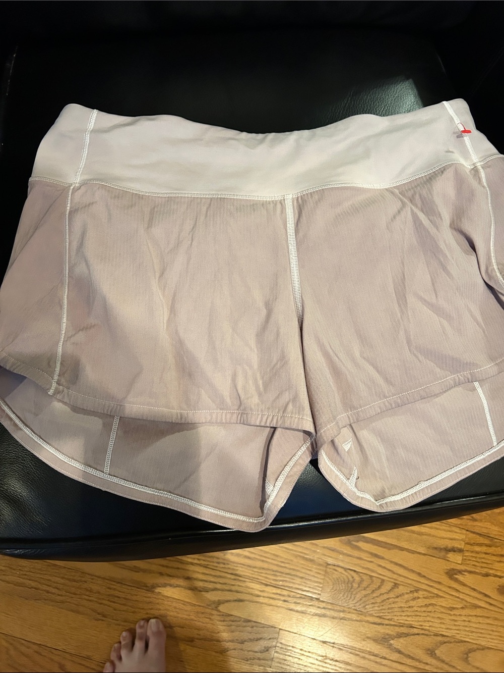 Lululemon Speed Up Shorts SZ 10 Tall